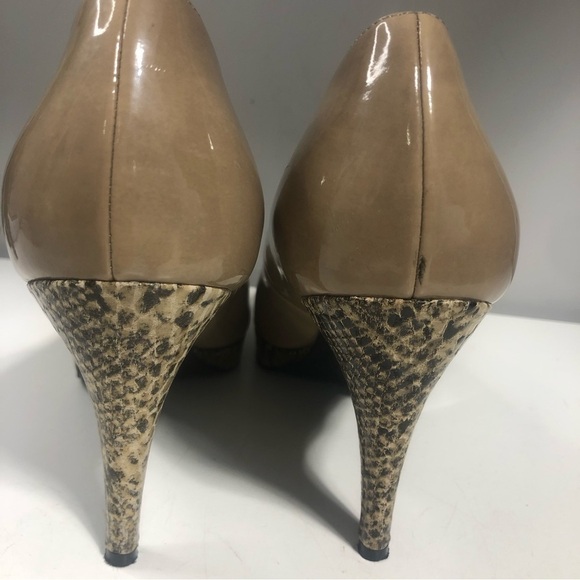 Enzo Angiolini Eadixy Patent Leather Nude Platform Heels, Size 8.5 - Picture 6 of 12